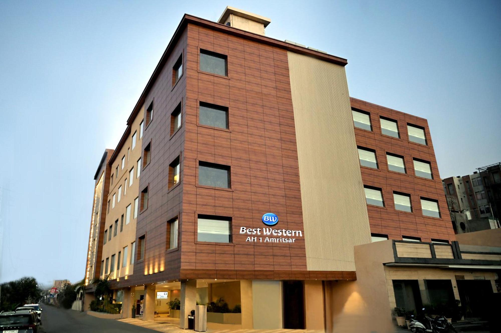 Best Western Ah1 Амритсар Экстерьер фото